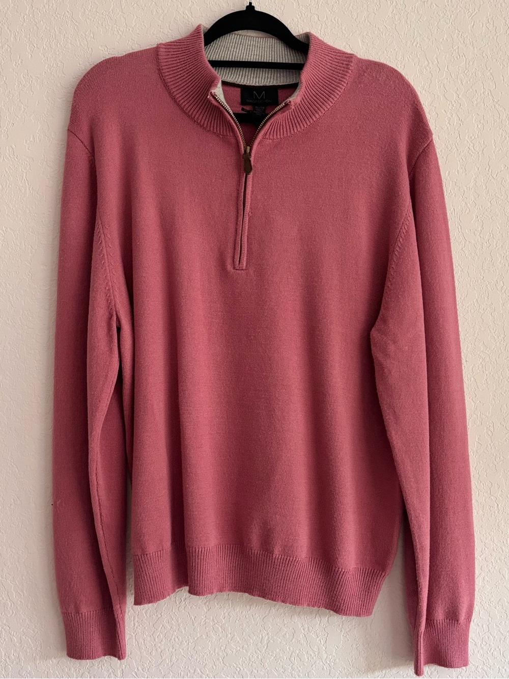 Magaschoni Men’s XL Pink Quarter Zip Pullover Sweater NWT